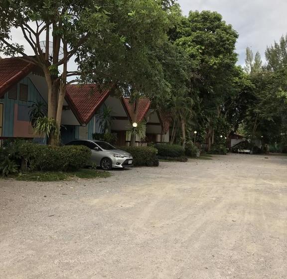 Resort Haad Somboon House 10