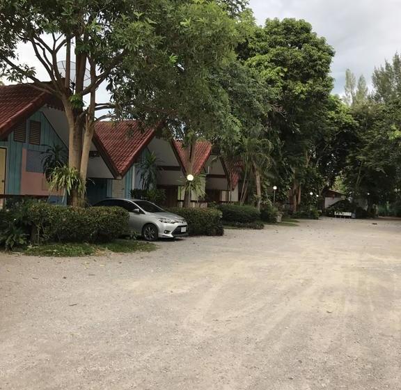 Resort Haad Somboon House 16