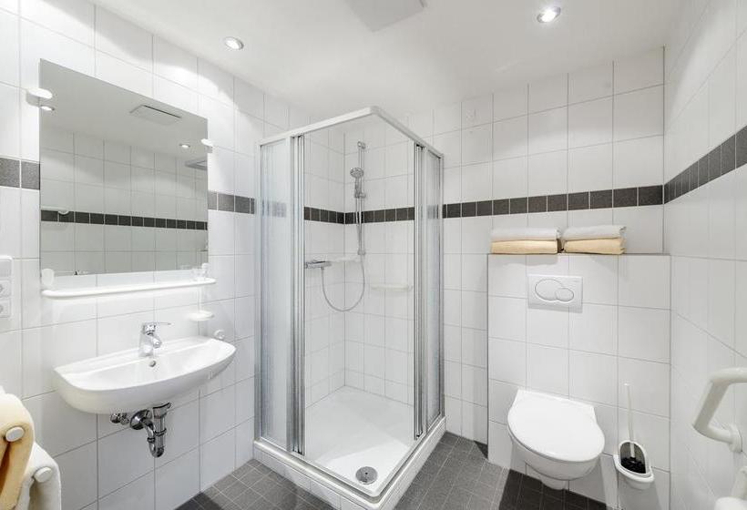 Hotel Kurhaus Bad Bocklet 10