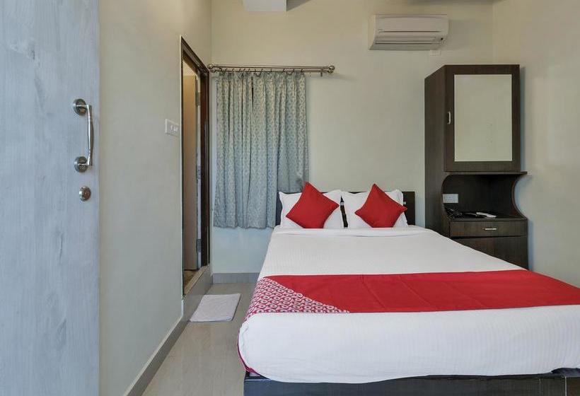 Oyo 12181 Hotel Gravity 3