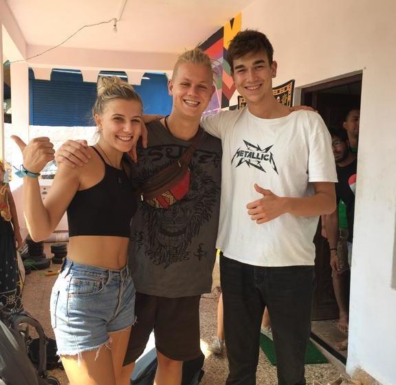 Hostel Green Rover 12