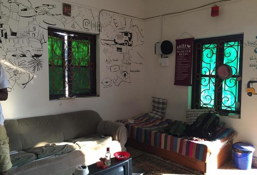 Hostel Green Rover 2