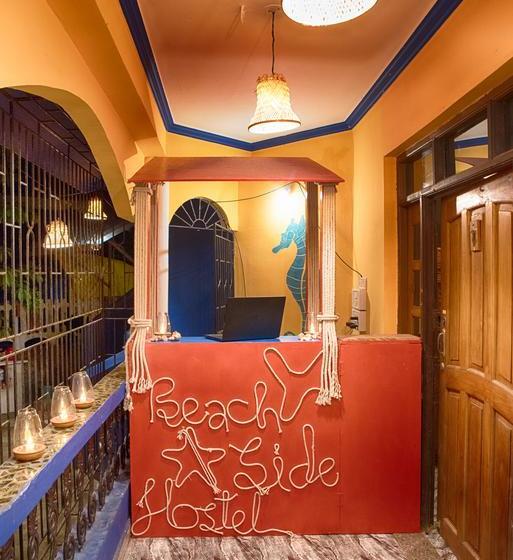 Hostel Beachside By Bombay Backpackers 2
