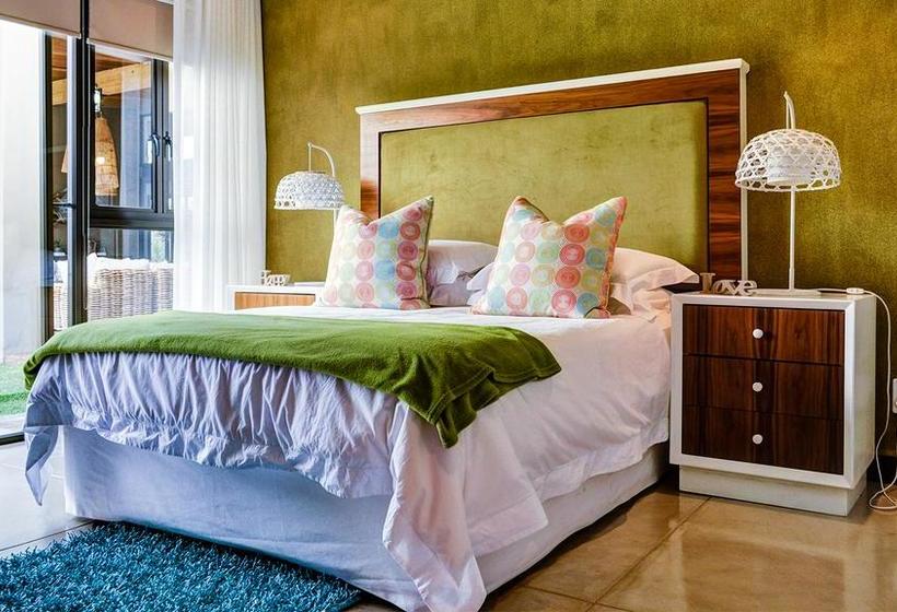 Hotel Tinghala Luxury Holiday Accommodation 1