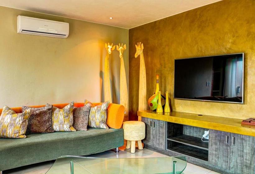 Hotel Tinghala Luxury Holiday Accommodation 12