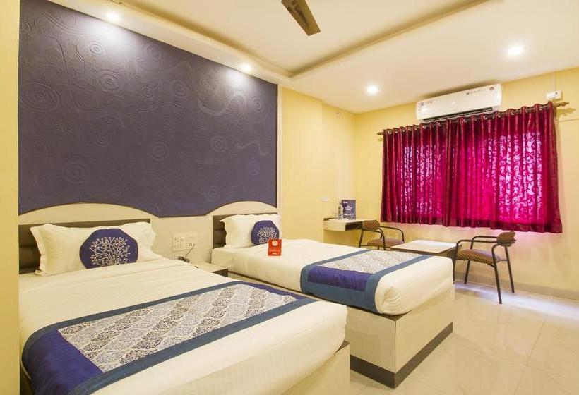 Oyo 11079 Hotel Prestige 1