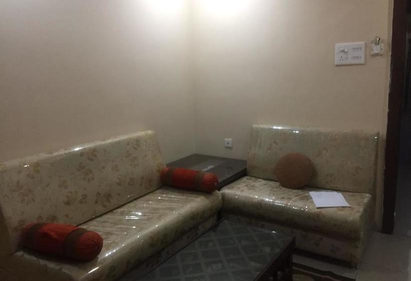 Oyo 11079 Hotel Prestige 18