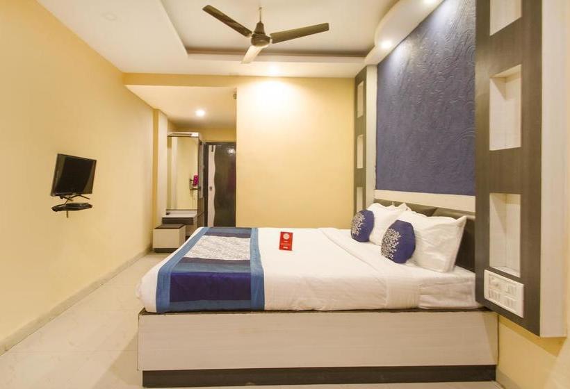 Oyo 11079 Hotel Prestige 5