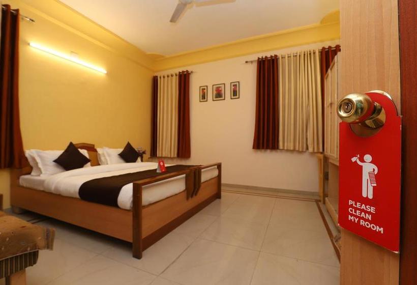 Oyo 9751 Hotel Vrundavan Residency Vadodara Maharashtra