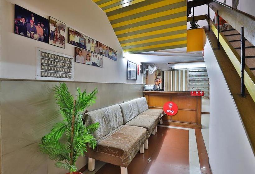 Oyo 9751 Hotel Vrundavan Residency 1