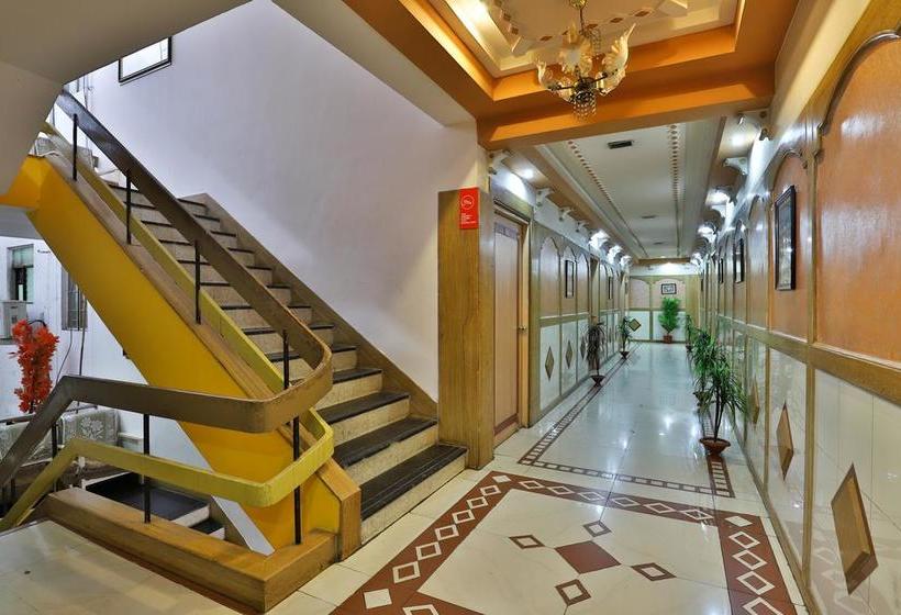 Oyo 9751 Hotel Vrundavan Residency 10