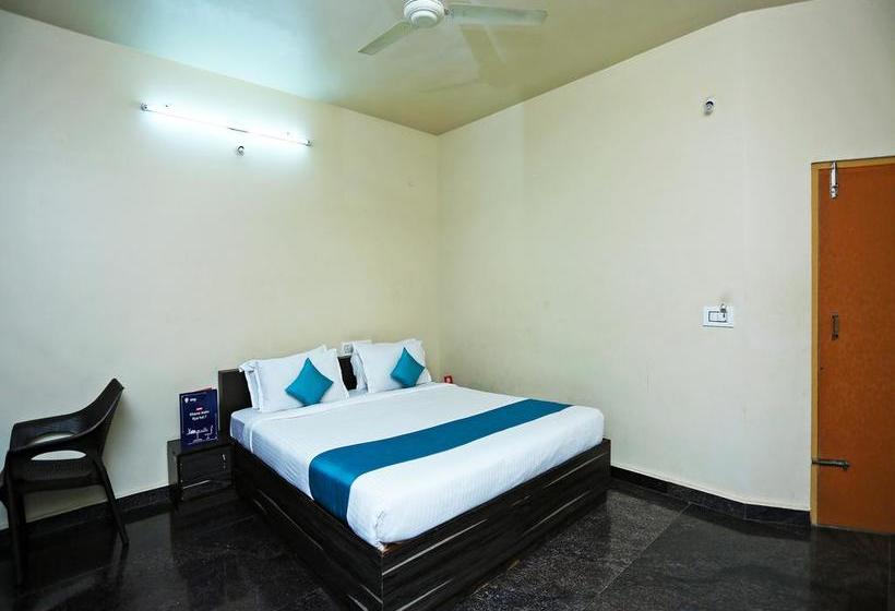 Hotel Oyo 9262 Recluse Premiere 13