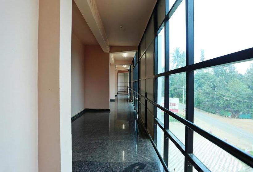 Hotel Oyo 9262 Recluse Premiere 17