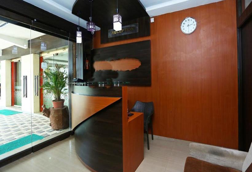 Hotel Oyo 9262 Recluse Premiere 18