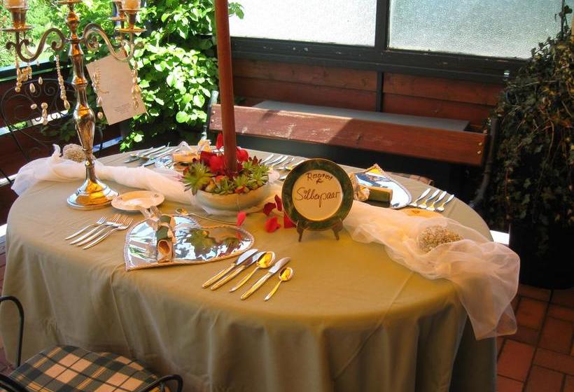 Hotel Restaurant Lindenhof 11