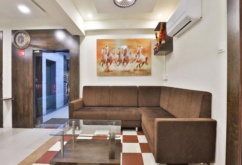 Oyo 11072 Hotel Kajri Residency 1