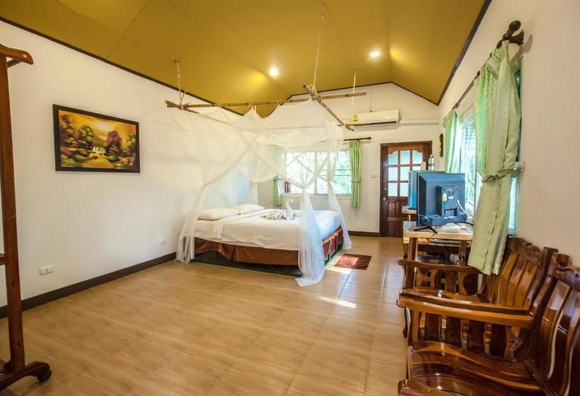 Varee Valley Resort & Restaurant 10