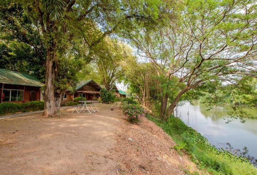 Varee Valley Resort & Restaurant 12