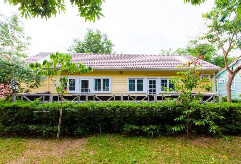 Varee Valley Resort & Restaurant 14