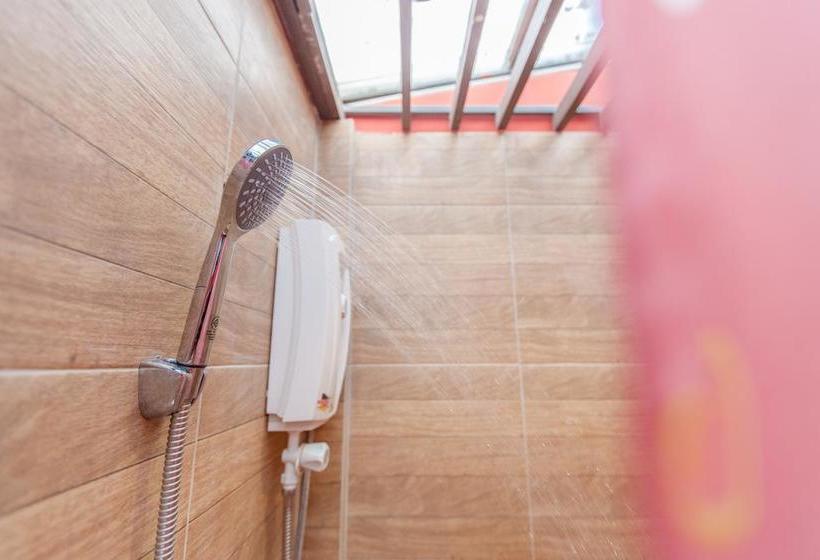 Varee Valley Resort & Restaurant 4