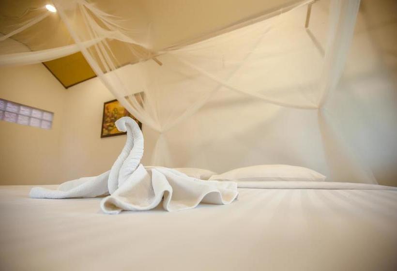 Varee Valley Resort & Restaurant 7