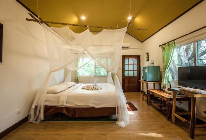 Varee Valley Resort & Restaurant 9