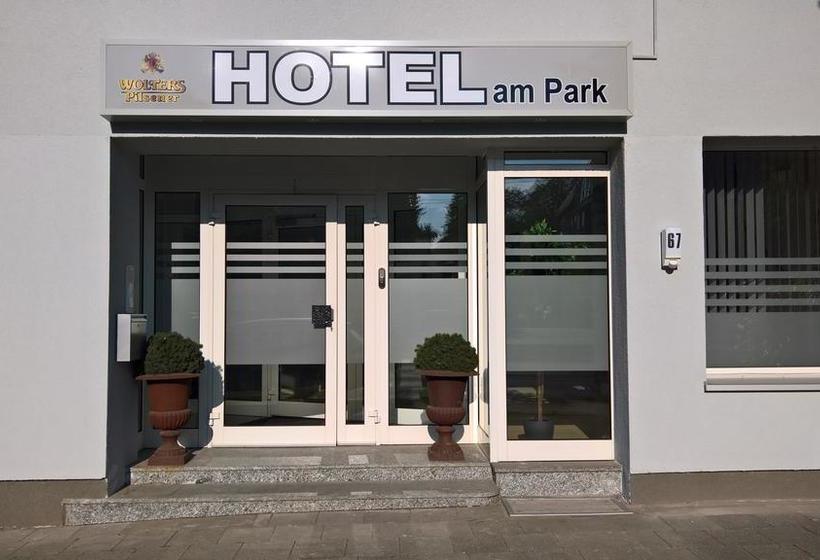 Hotel Am Park 11
