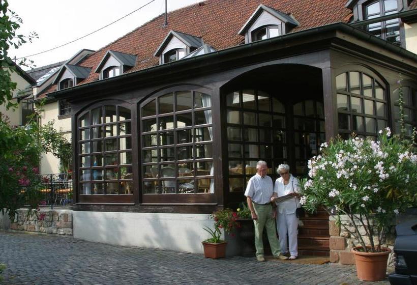 Landhotel Battenheimer Hof 1