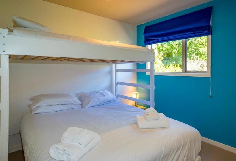 Bed and Breakfast An Alpine Lodge For Shari 13