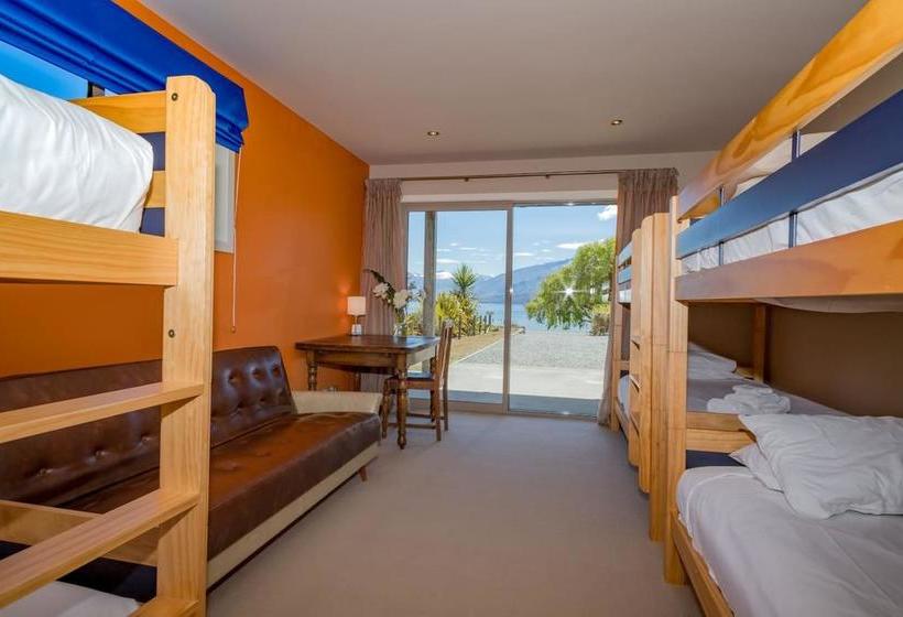 Bed and Breakfast An Alpine Lodge For Shari 3