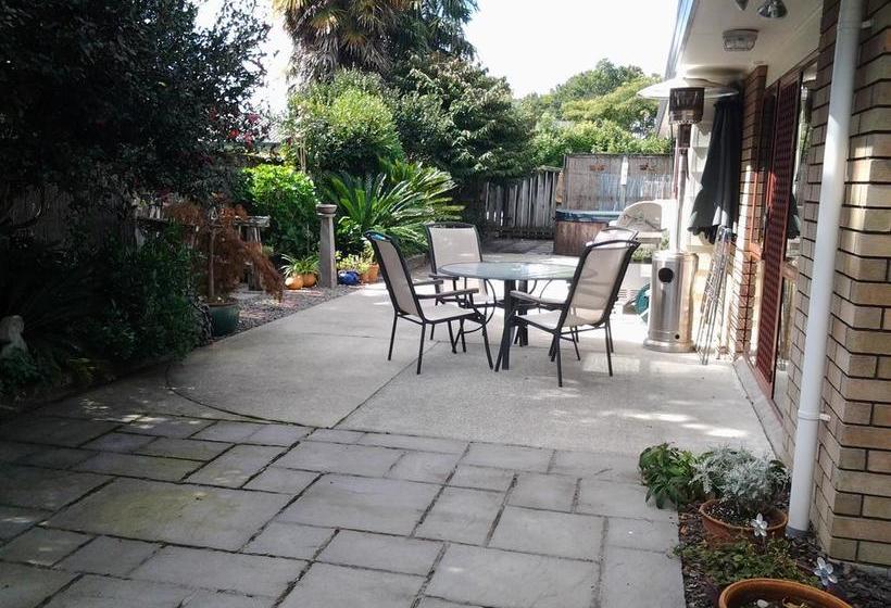 Bed and Breakfast Karens Garden Retreat 10