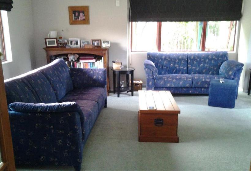 Bed and Breakfast Karens Garden Retreat 15