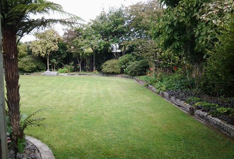 Bed and Breakfast Karens Garden Retreat 7