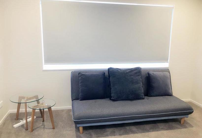 Brand New Albany Bed & Breakfast 12