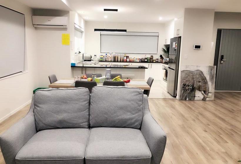 Brand New Albany Bed & Breakfast 5