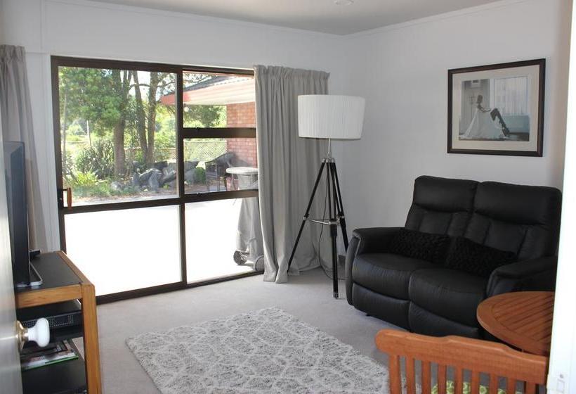 Bed and Breakfast Fairway View 9