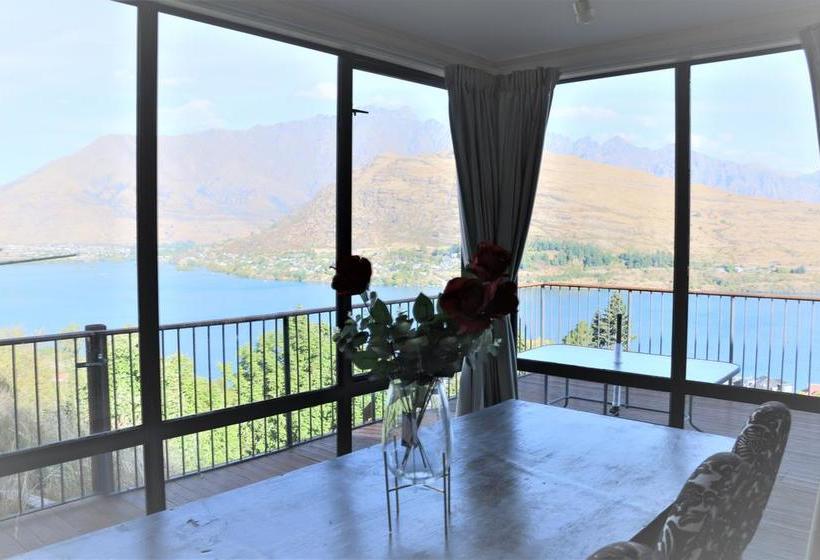 Bed and Breakfast Twin Room In A Beautiful House 7