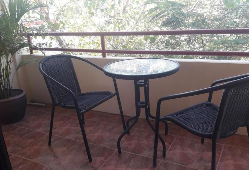 Bed and Breakfast Holiday Rawai 7