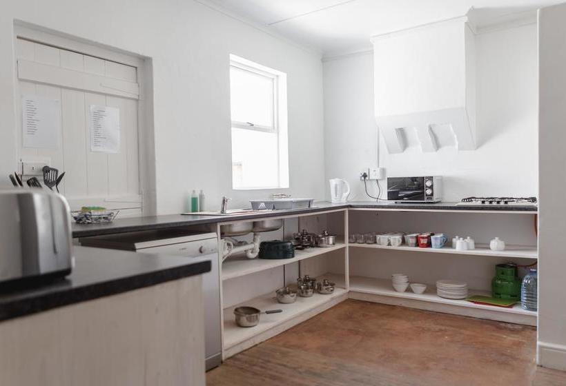 Hotel Gansbaai Boarding Lodge 16