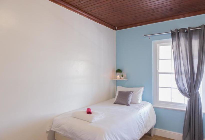 Hotel Gansbaai Boarding Lodge 4