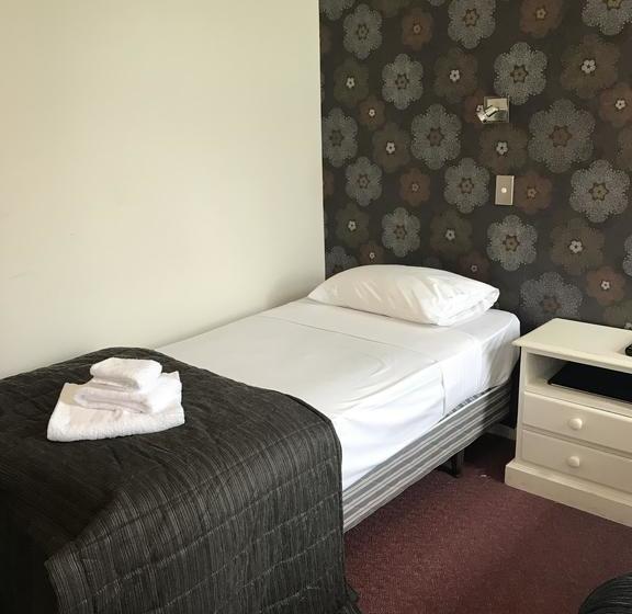 Hotel Criterion Club 18