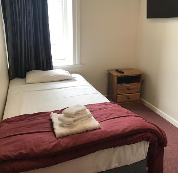 Hotel Criterion Club 8