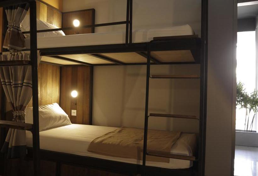 Hostel Whereder Poshtel 1