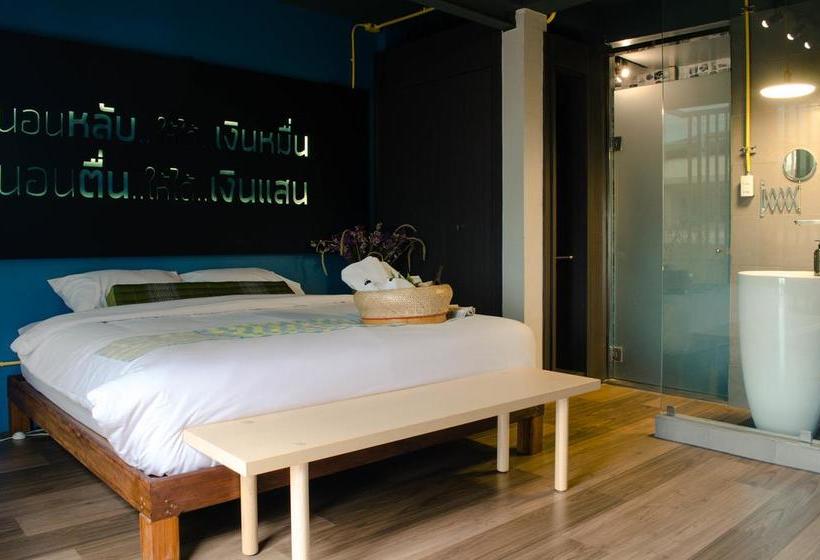 Hostel Whereder Poshtel 2