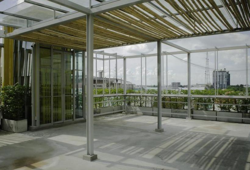 Hostel Whereder Poshtel 8