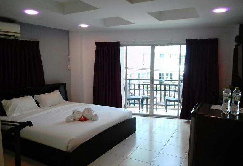 Hotel C&c Residence Bistro Restaurant 1