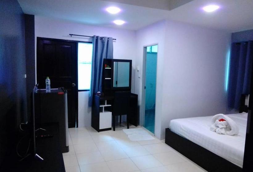 Hotel C&c Residence Bistro Restaurant 8