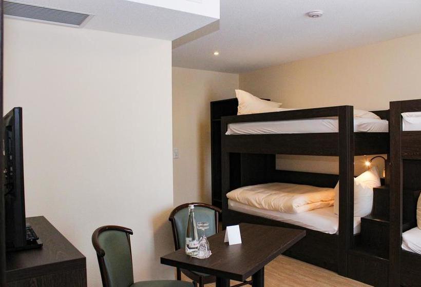 Hotel La Toscana Am Europapark 9