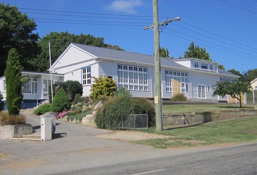 Bed and Breakfast The Old School Enfield 11