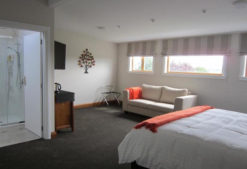 Bed and Breakfast The Old School Enfield 14